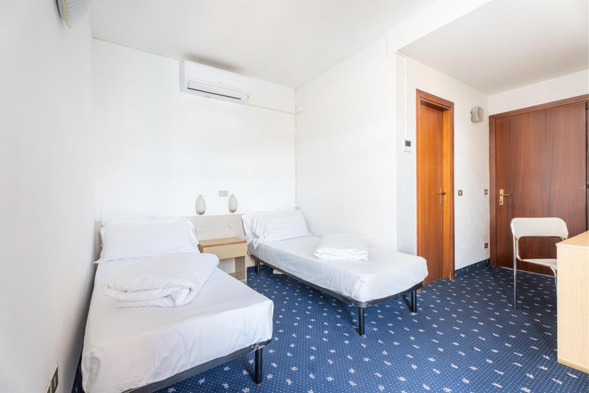 Lake Hotel Ifigenia Torbole Sul Garda ภายนอก รูปภาพ