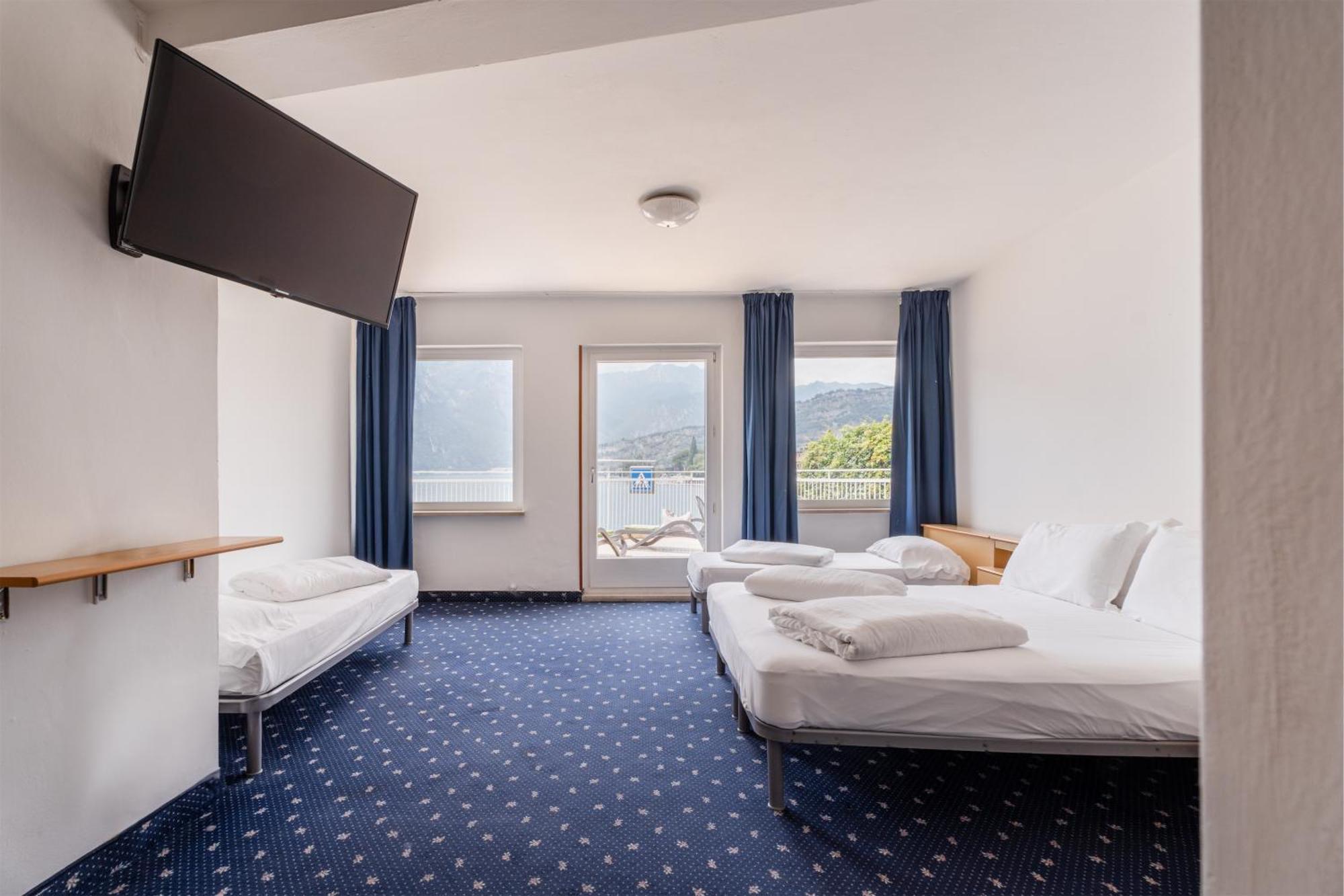 Lake Hotel Ifigenia Torbole Sul Garda ภายนอก รูปภาพ